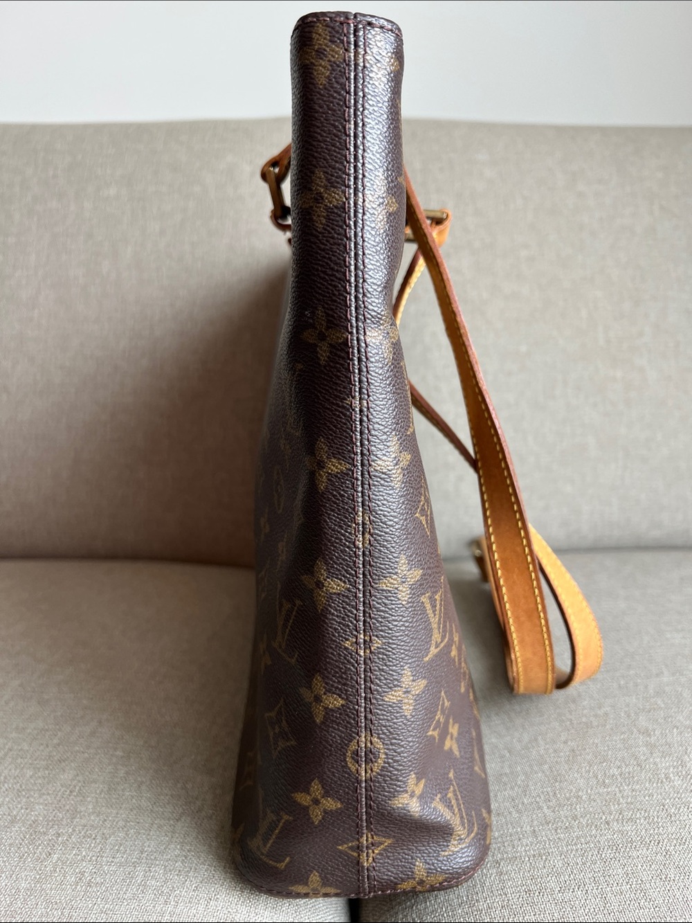 Louis Vuitton | Monogram Luco Tote Bag - Picture 5 of 16